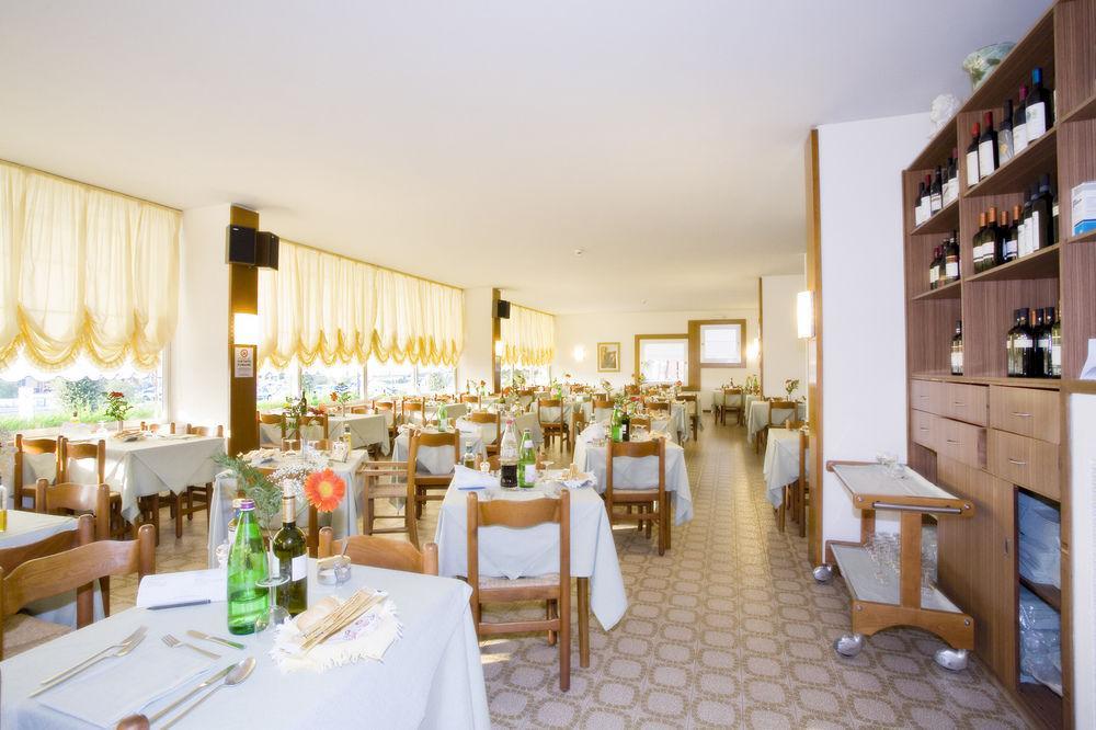 Hotel Metropol Caorle Exterior foto