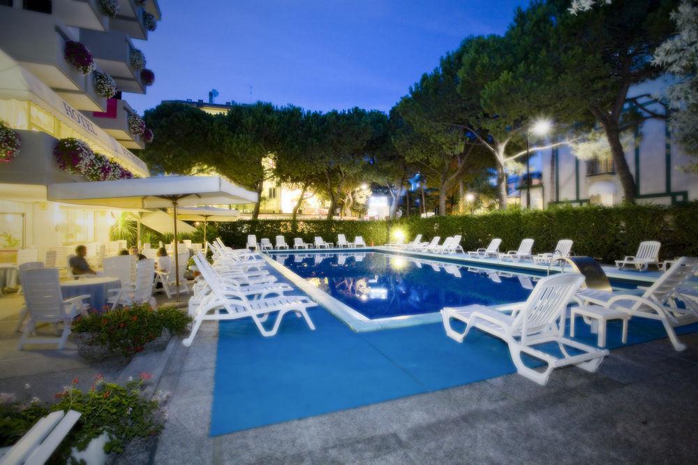Hotel Metropol Caorle Exterior foto