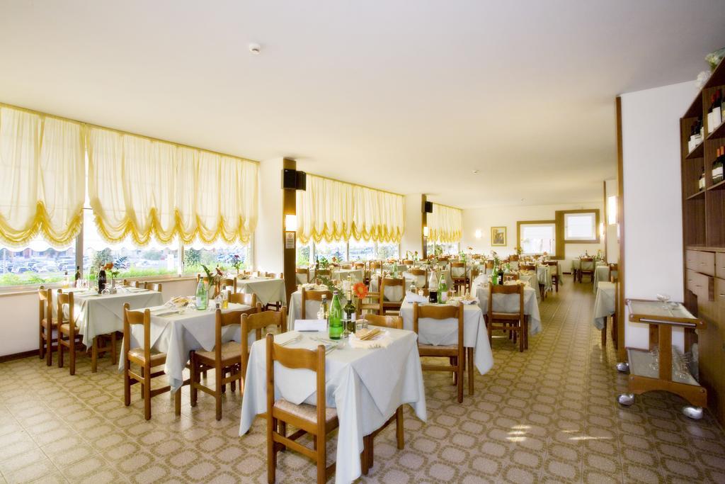 Hotel Metropol Caorle Exterior foto