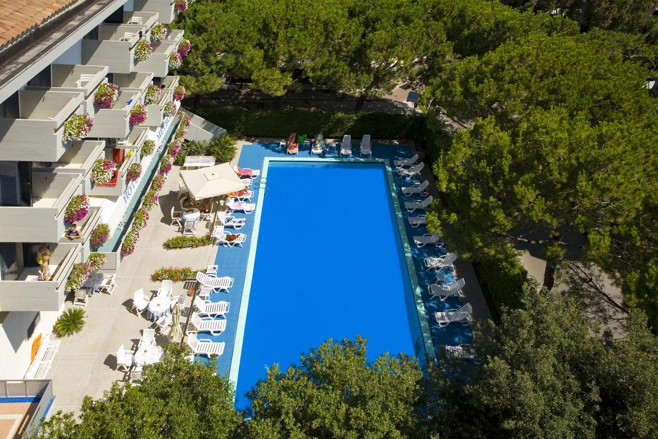 Hotel Metropol Caorle Exterior foto